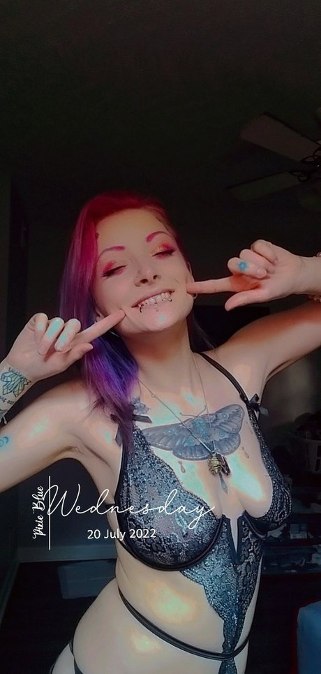 Photo nue de fuite OnlyFans de Pixie Bluee