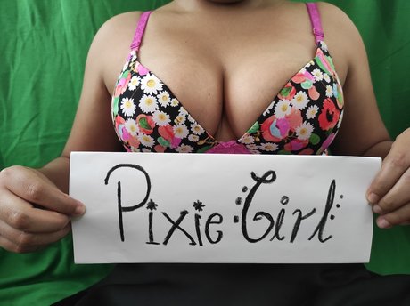 Photo nue de fuite OnlyFans de Pixie Girl