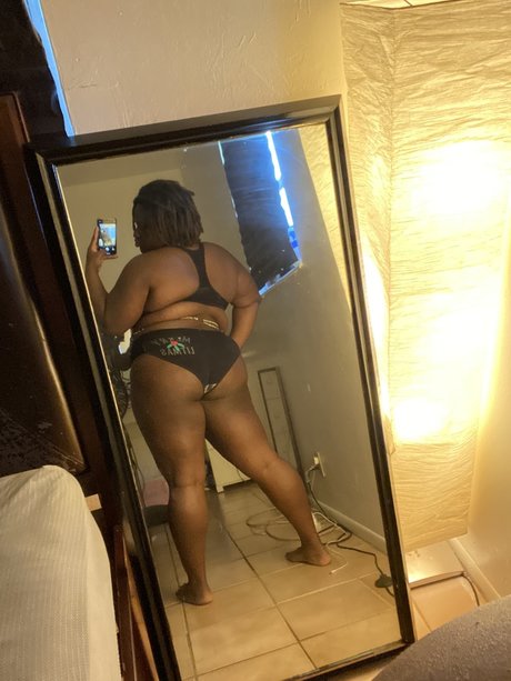 Photo nue de fuite OnlyFans de Rope Queen