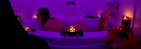 Photo nue de fuite OnlyFans de Purgatoryslave