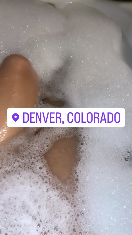 Photo nue de fuite OnlyFans de Cotton