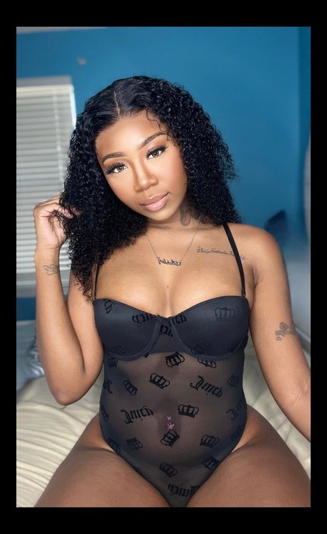 Photo nue de fuite OnlyFans de   