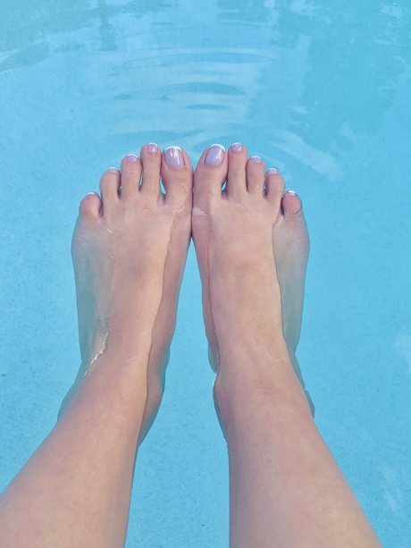 Photo nue de fuite OnlyFans de Prettyleofeet