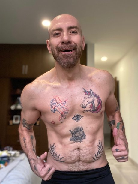 Photo nue de fuite OnlyFans de Rodrigo