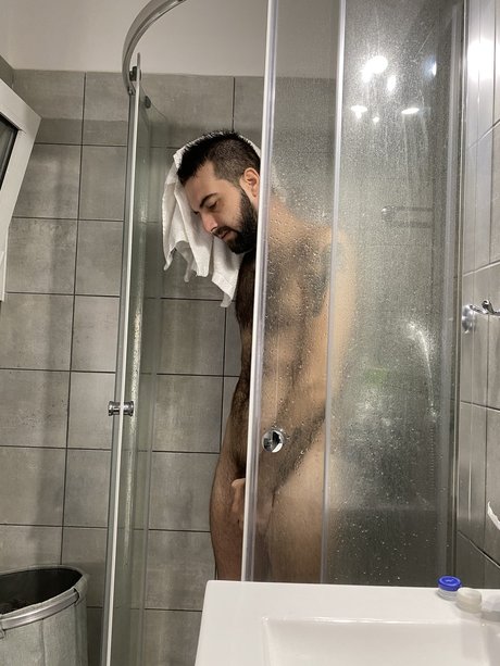 Photo nue de fuite OnlyFans de Gianniszanos