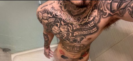 Photo nue de fuite OnlyFans de Ricky Murda