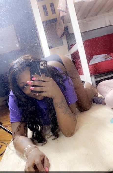 Photo nue de fuite OnlyFans de Rb So Naughty 
