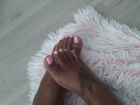 Photo nue de fuite OnlyFans de Sweet Ampamp Pink