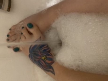 Photo nue de fuite OnlyFans de Reesa