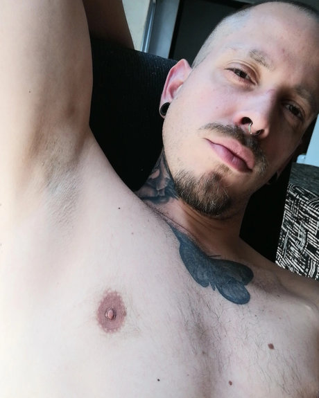 Photo nue de fuite OnlyFans de Ramaxxx