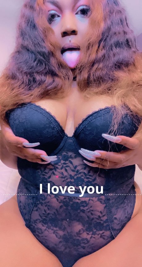 Photo nue de fuite OnlyFans de Rain Miller
