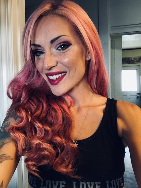 Photo nue de fuite OnlyFans de Rahrah