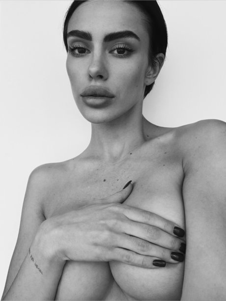 Photo nue de fuite OnlyFans de Alina Moretti