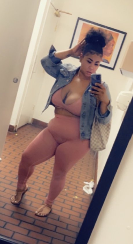 Mariah Lee