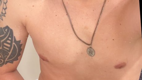 Photo nue de fuite OnlyFans de Manny
