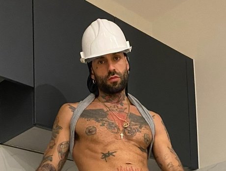 Photo nue de fuite OnlyFans de Axel Canon