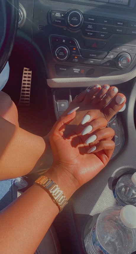 Photo nue de fuite OnlyFans de Arialeshea