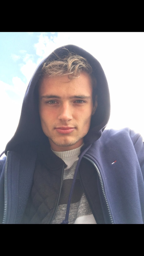 Photo nue de fuite OnlyFans de Romeo
