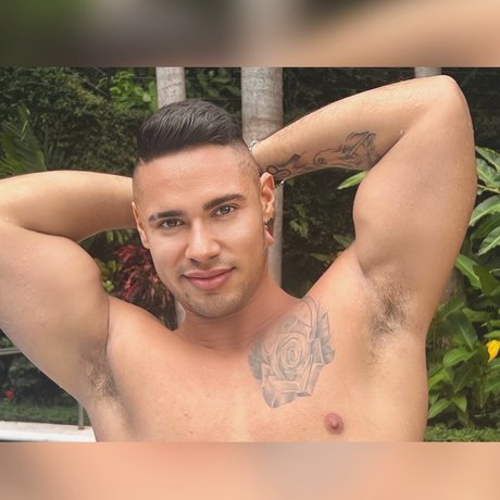 Photo nue de fuite OnlyFans de Robsexyboy