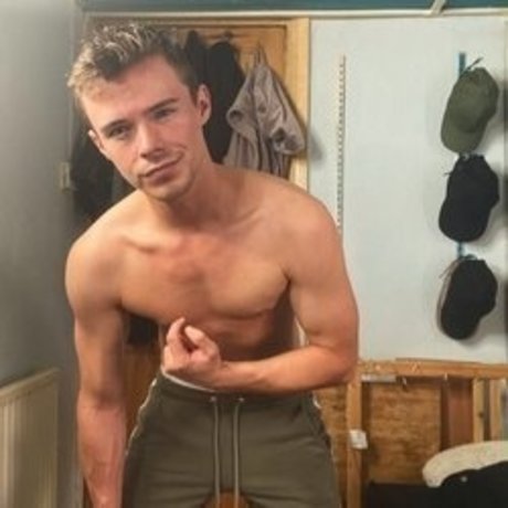 Photo nue de fuite OnlyFans de Robert Anthony