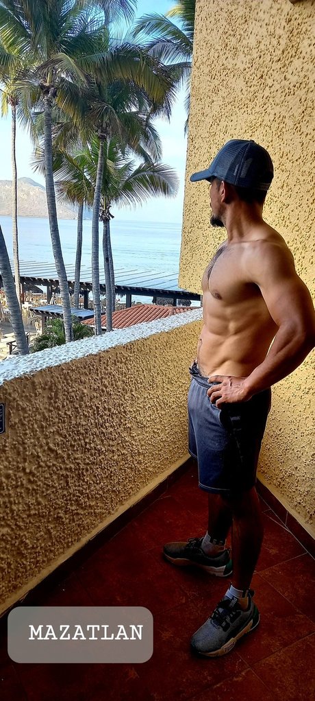 Photo nue de fuite OnlyFans de Mario Hot