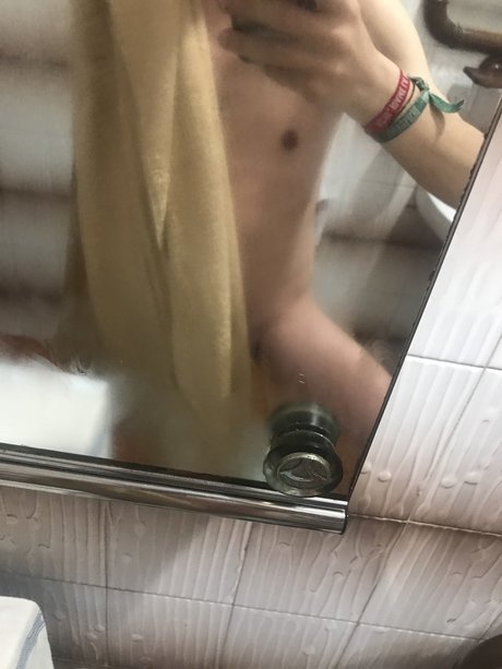 Photo nue de fuite OnlyFans de Mario23
