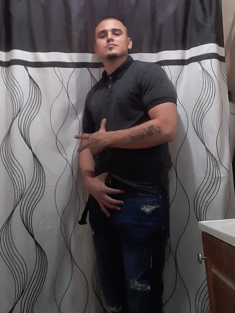Photo nue de fuite OnlyFans de Daniel Alfredo Estrada