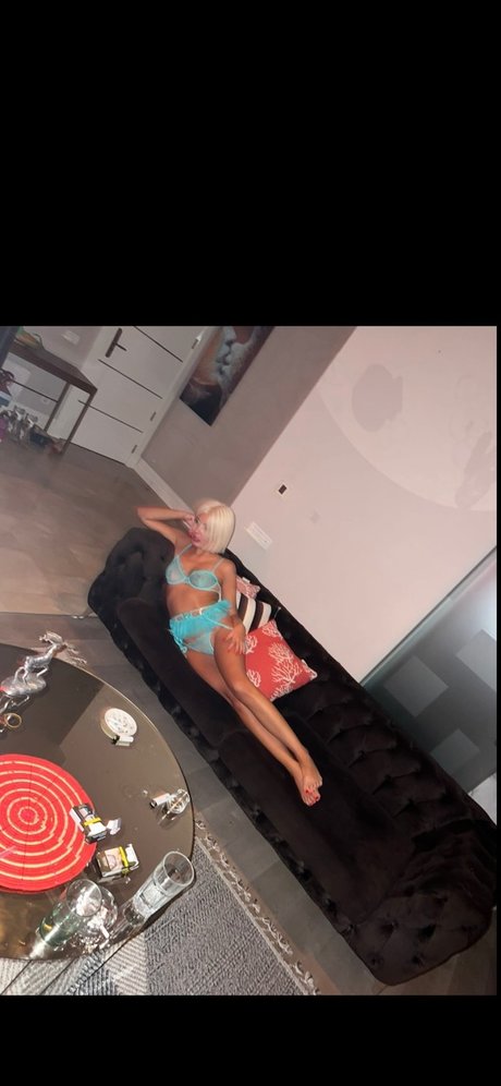 Photo nue de fuite OnlyFans de Alisya Bahar Candan Private