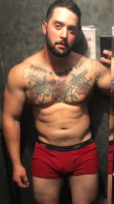 Photo nue de fuite OnlyFans de Viking  Warrior