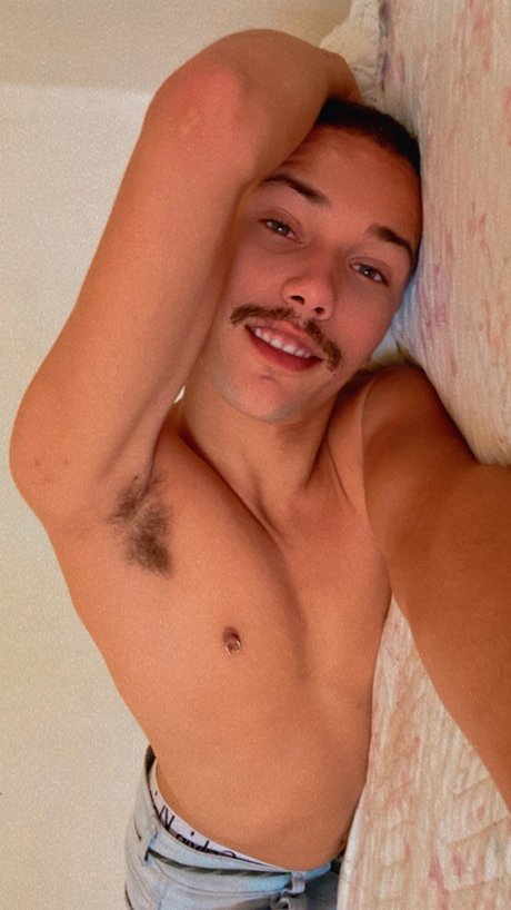 Photo nue de fuite OnlyFans de Matheus