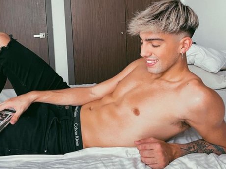 Photo nue de fuite OnlyFans de Mateo Sarc