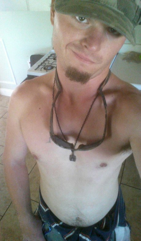 Photo nue de fuite OnlyFans de Mactep Po Your Living Wet Dream 