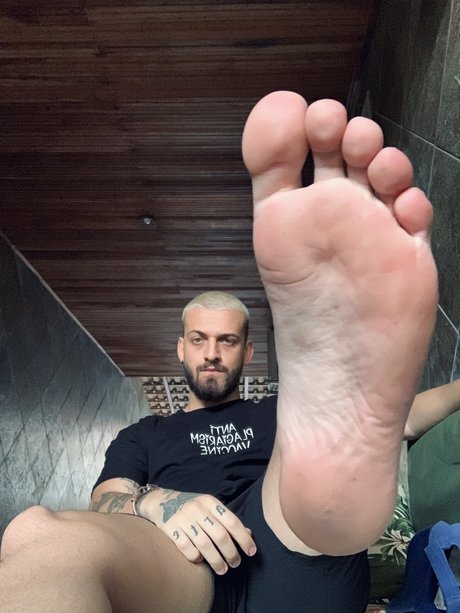 Photo nue de fuite OnlyFans de Master Luis