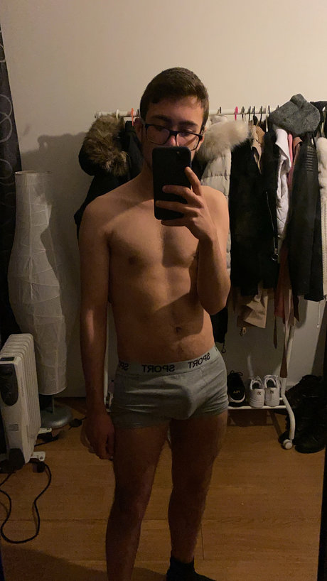 Photo nue de fuite OnlyFans de Miguel
