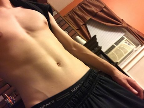 Photo nue de fuite OnlyFans de Tyler