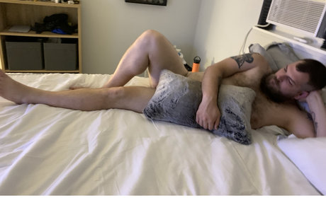 Photo nue de fuite OnlyFans de Justin