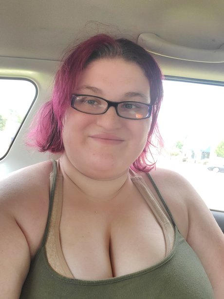 Luna Wolfe