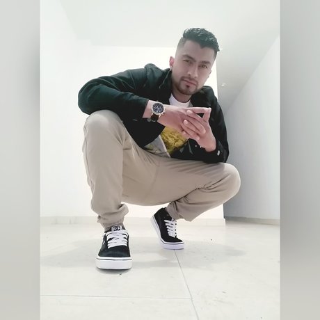 Photo nue de fuite OnlyFans de Jhonnytan