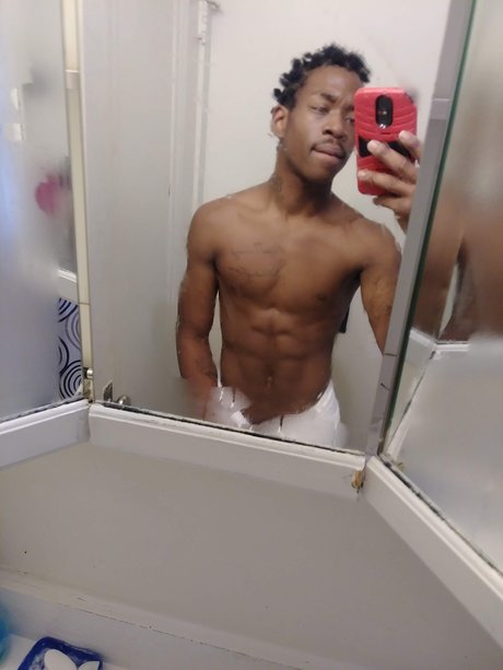 Photo nue de fuite OnlyFans de Al