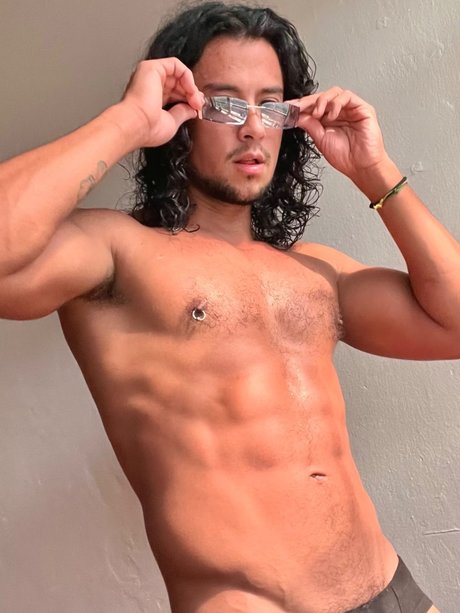 Photo nue de fuite OnlyFans de Gio