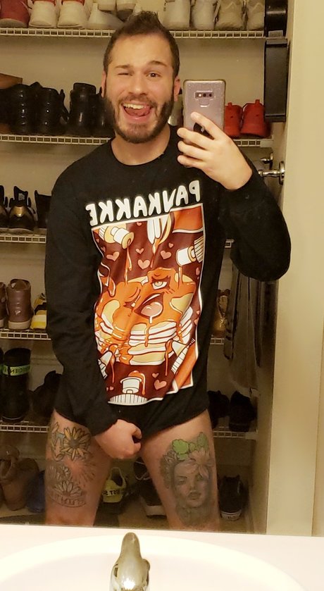 Photo nue de fuite OnlyFans de Maxx Savage