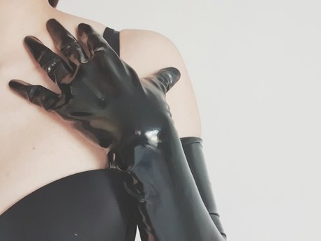 Photo nue de fuite OnlyFans de Maxine Bea