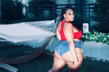 Photo nue de fuite OnlyFans de Memesplayhouse