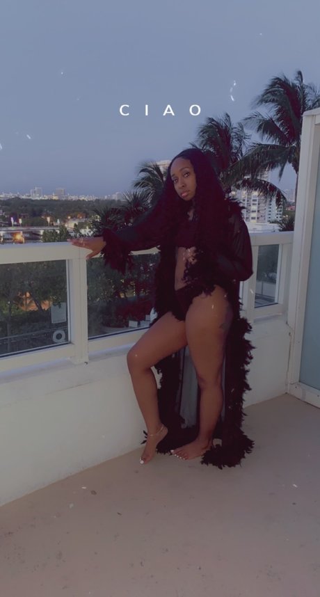 Photo nue de fuite OnlyFans de Lacienegab 