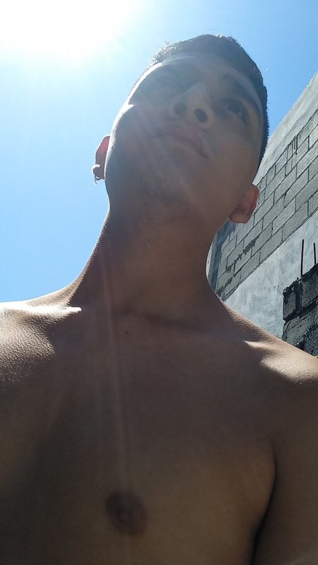 Photo nue de fuite OnlyFans de Bed Breaker