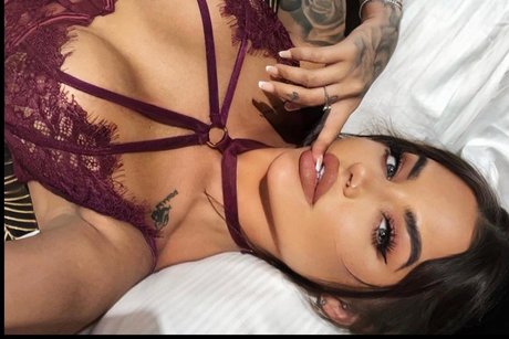 Photo nue de fuite OnlyFans de Melia Leigh 