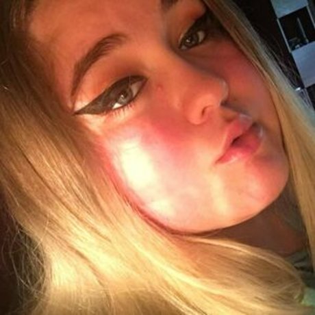 Photo nue de fuite OnlyFans de Karmatheslut777