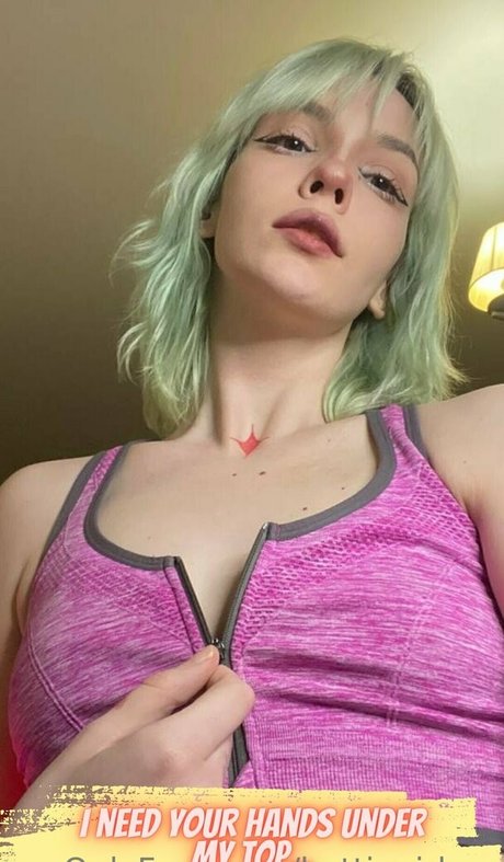 Photo nue de fuite OnlyFans de Hottiegirlme