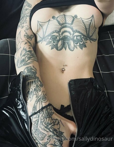 Photo nue de fuite OnlyFans de Sallydinosaur