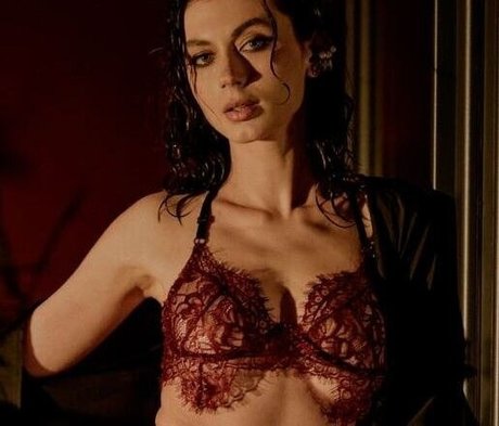 Photo nue de fuite OnlyFans de Unrealspicegirl